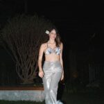 Laura Neiva Instagram - Laura 30teeeennn