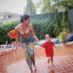 Laura Neiva Instagram – José, O menino que amava ventiladores.
Laura, a mulher que é apaixonada pelo seu bebê.
A ventania do José foi um sucesso!!! Que Deus te abençoe sempre, meu filho. Sorte a minha te ter como filho e poder passar todos momentos deliciosos que você nos proporciona. #vivajose #jose2anos
📸 @moalmeida___