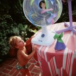 Laura Neiva Instagram – José, O menino que amava ventiladores.
Laura, a mulher que é apaixonada pelo seu bebê.
A ventania do José foi um sucesso!!! Que Deus te abençoe sempre, meu filho. Sorte a minha te ter como filho e poder passar todos momentos deliciosos que você nos proporciona. #vivajose #jose2anos
📸 @moalmeida___