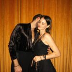 Laura Neiva Instagram – Noite de festa com a @bulgari ✨
Fui convidada para celebrar junto à marca os 75 anos do icônico Bulgari Serpenti no Brasil . Uma noite incrível a altura deste símbolo de metamorfose sem fim que nos apresentou em primeira mão a colaboração criativa entre o artista brasileiro Gabriel Massan e Bulgari ✨

📸 @agenciabrazilnews & @joaokopv 
Stylist: @thiagobiagi 

#Serpenti75 
#BulgariJewelry
#publicidade