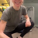 Laura Prepon Instagram – I always try to get in a sweat before work… what gets you ready for the day?🏋🏻‍♀️ #GetYourPrepOn #PrepOn