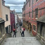 Laura Ramoso Instagram - A bit o’ drizzle in Brizzle !! Two lovely shows and some amazing sights in Bristol this week @theredgravetheatre 😌☔️🇬🇧 the tour continues!!!!