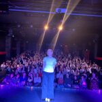 Laura Ramoso Instagram - PARIS 💫✨🇫🇷 this is the only footage I have of our time together because we were there for literally 10 seconds but it was all worth it for your steak frites and incredible crowd at @apollo_theatre_paris merci merci 😘