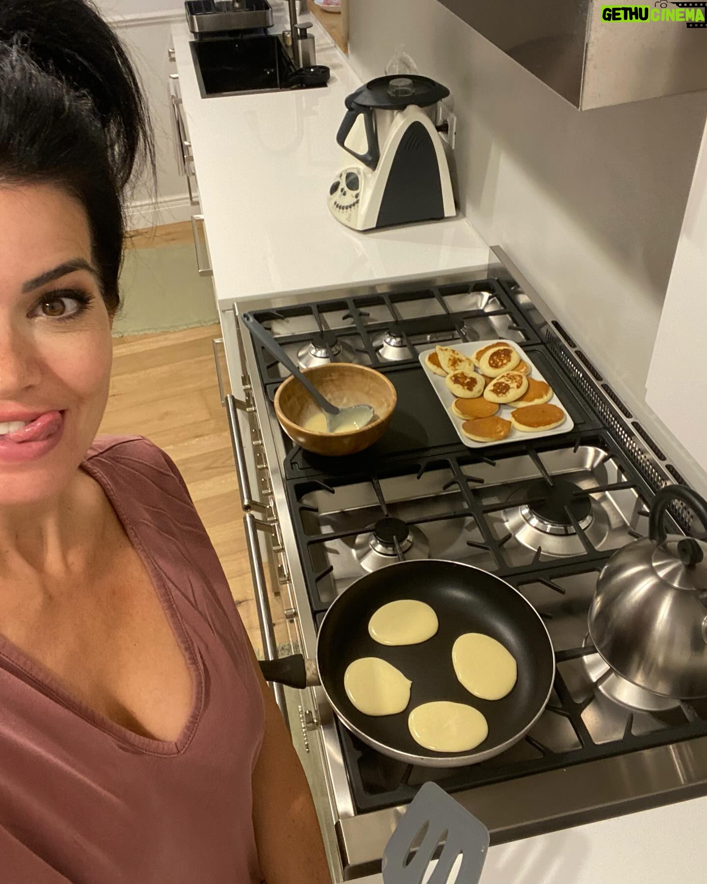Laura Torrisi Instagram - Lo sentite questo profumino? 🤩🥞 #torrisicook #pancakes #glutenfree