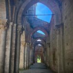 Laura Torrisi Instagram - Giornata meravigliosa tra ✨San Galgano e Siena ✨ Ci siamo pure involontariamente, imbucate ad un matrimonio 😎 (felicitazioni💓) • Foto random di @torrisilaura @freedomofsmile @franci_1980