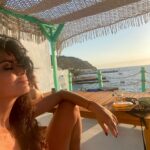 Laura Torrisi Instagram - Salty relax 🐚🍹