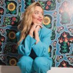 Laura Whitmore Instagram - Normal business resumes. @nue_studio thanks @wearthewalls Styling @emmalanestylist h&mu @toribmakeup #whatwhitmorewore