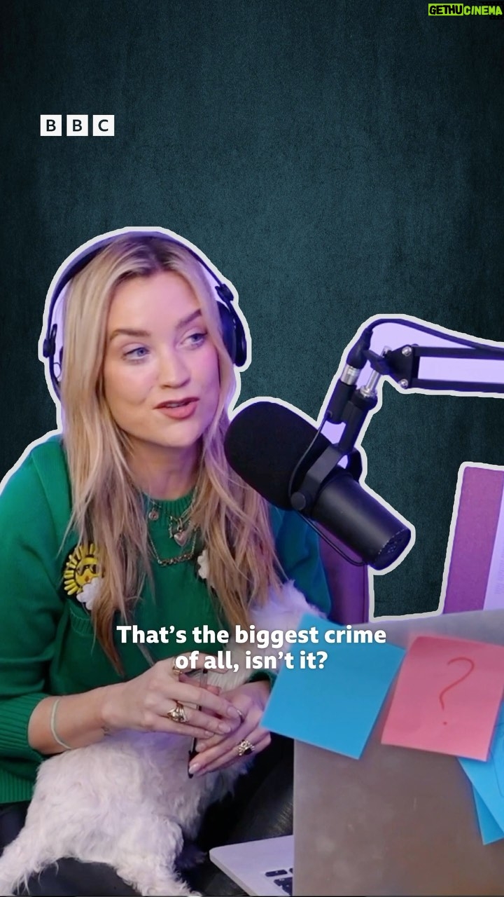 Laura Whitmore Instagram - The disappointment when you realise it’s hollow 😭 #MTWPod In this week’s Easter special episode Iain tells the story of an enormous Creme Egg heist… Murder They Wrote with Laura Whitmore & Iain Stirling | Listen on BBC Sounds