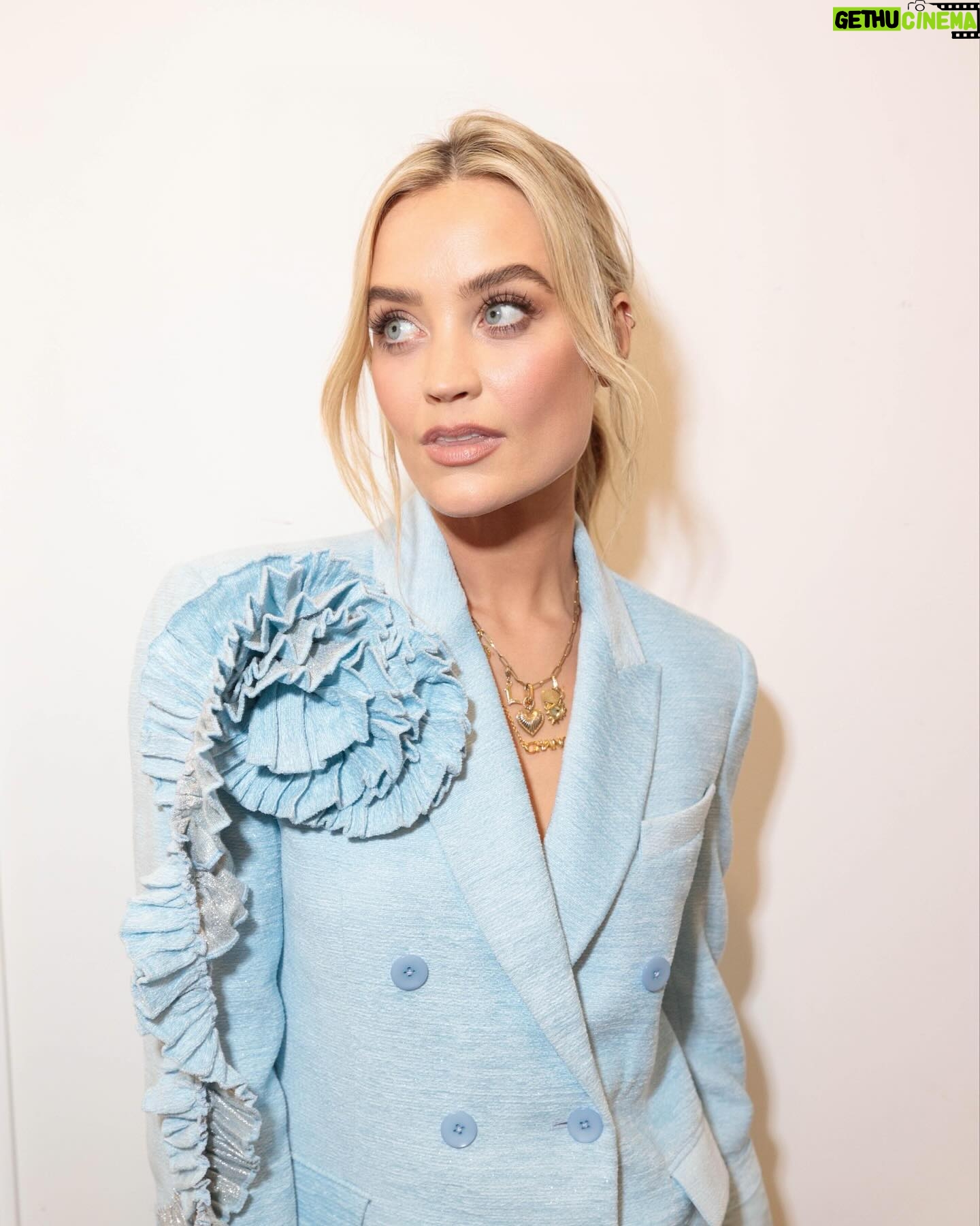 Laura Whitmore Instagram - Some moments of Glam amongst the lurgy and travelling! Had a lovely q&a with @disneyplusuk and the cast of #RenegadeNell It comes out tomorrow and @louisadodgeharland kicks some serious ass!! It’s so so good. Watch it! A little bit of filming thanks @gemmapeacemakeup @naradkutowaroo for the jeuje Blue suit @hellessy @emmalanestylist @philipppleinofficial two piece printed set @paulandjoeparis Also finding out how long my hair actually is, I probably should cut it, but anyone else find it’s easier to get away with not washing it as often when it’s longer?