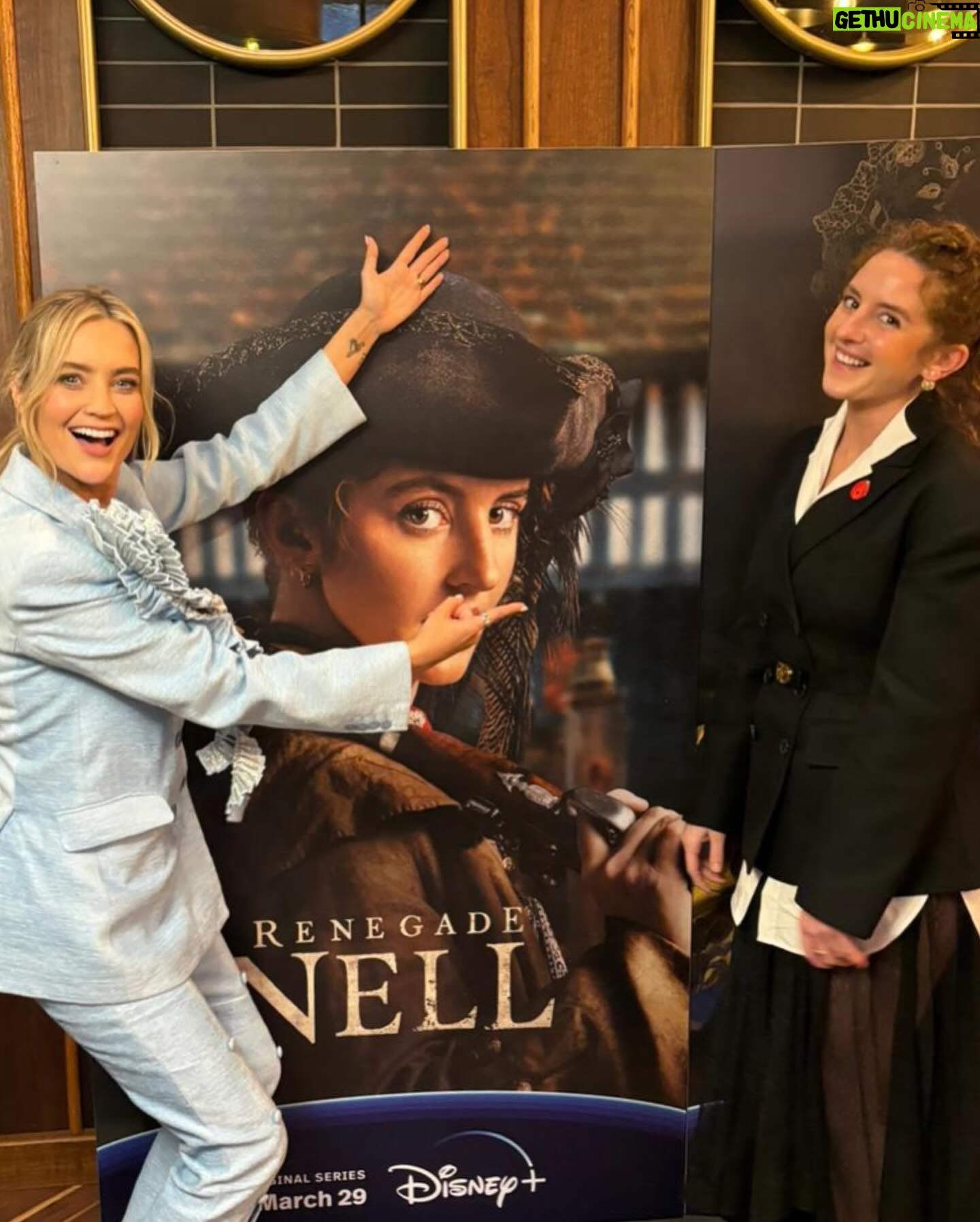 Laura Whitmore Instagram - Some moments of Glam amongst the lurgy and travelling! Had a lovely q&a with @disneyplusuk and the cast of #RenegadeNell It comes out tomorrow and @louisadodgeharland kicks some serious ass!! It’s so so good. Watch it! A little bit of filming thanks @gemmapeacemakeup @naradkutowaroo for the jeuje Blue suit @hellessy @emmalanestylist @philipppleinofficial two piece printed set @paulandjoeparis Also finding out how long my hair actually is, I probably should cut it, but anyone else find it’s easier to get away with not washing it as often when it’s longer?