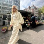 Laura Whitmore Instagram - Thanks @_bsme @edward_enninful @gideonspanier for a lovely afternoon and I didn’t spill anything on myself! Full look @leem_global pearls @viviennewestwood @aspinaloflondon @miumiu - also the ABSOLUTE cheek of me posting this when I’ve just about survived two kids parties in opposite sides of London where stuff WAS spilled and now in my pjs with a top knot and face cream! #whatwhitmorewore 📸 @davidcotterproductions