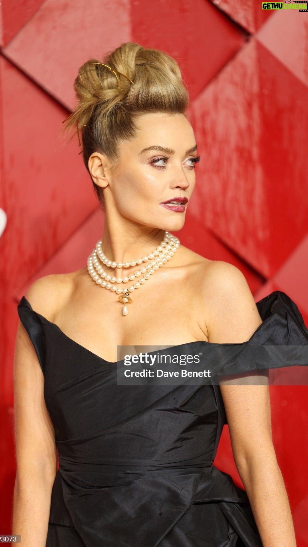 Laura Whitmore Instagram - Wearing @viviennewestwood archive collection @circleofstyleofficial @emmalanestylist assisted by @freyawatsonstyle Hair @zoeadamshair (with the help of bump!) Make up @sarahjanewai lip is @eltonjohn x @charlottetilbury in ready for lust shade Nails @michelleclassnails Bts @georgeonaboat #whatwhitmorewore