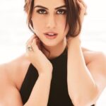 Lauren Gottlieb Instagram - 🎥 New Acting / Dance Demo Reel ⭐️🖤 So many life changing moments wrapped in this video, it really makes me emotional. I’ve lived many different lives on different continents, and I’m just so thankful for so many wonderful opportunities and people who believed in me, encouraged me, and cast me. I’ve spent my life doing with I love most and I’m forever grateful for that ☺️🙏🏼💖 👇🏼 Comment which films, songs, performances do you remember most? Hopefully I didn’t leave out your favorite 🫣 🎥 Edited by me 😁
