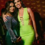 Lauren Gottlieb Instagram - Green Goddess 💚💚💚 #birthday #partyoftheyear Stylist @ipshita_bhatnagar 😘 #dress #ootd #green #greengoddess #birthday #party #nightclub #friends #rowdy #goodtime