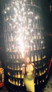 Lauren Gottlieb Instagram - Most EPIC Birthday!!!!!!! 🥳💚😜 Thank you @xxlstudioworks @focuspr for putting together this party 😘 Thank you to all my friends who came out to celebrate with me! 🖤 And thank you everyone @experiencedragonfly_mumbai who hyped me up last night!!!! 🫶🏼 And of course, thank YOU insta fam for wishing me!! 🥰 🎥 @mitesh.mehtaa #reels #reelsinstagram #reelitfeelit #explore #explorepage #birthday #party #dragonfly #club #dance #drink #drank #drunk