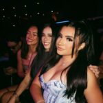 Lauren Kettering Instagram - bryson tiller with the girlssss🎀🩶⭐️