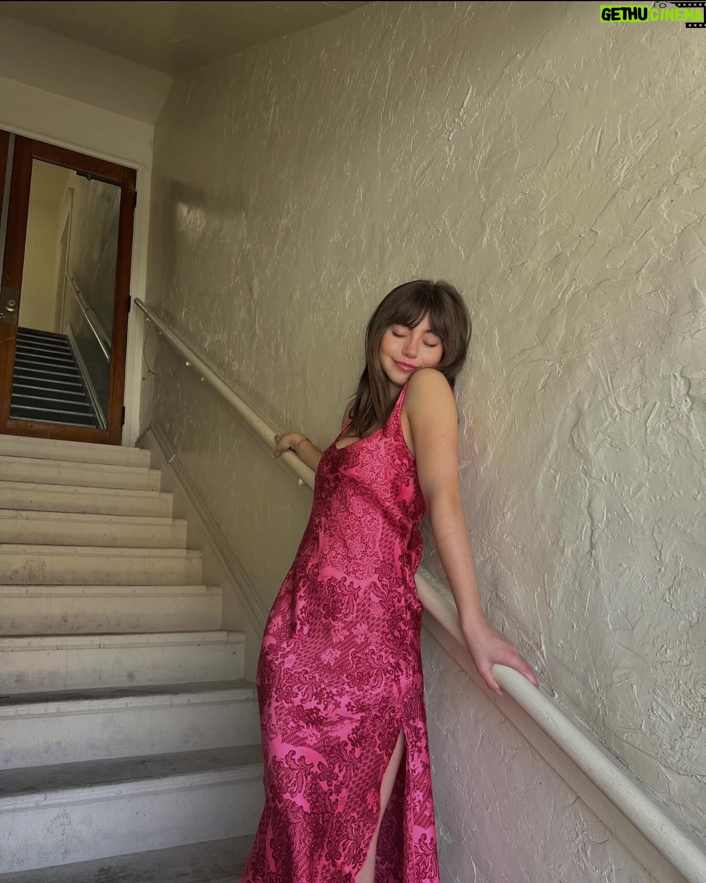 Lauren Lindsey Donzis Instagram - lauren dressed in laurenly