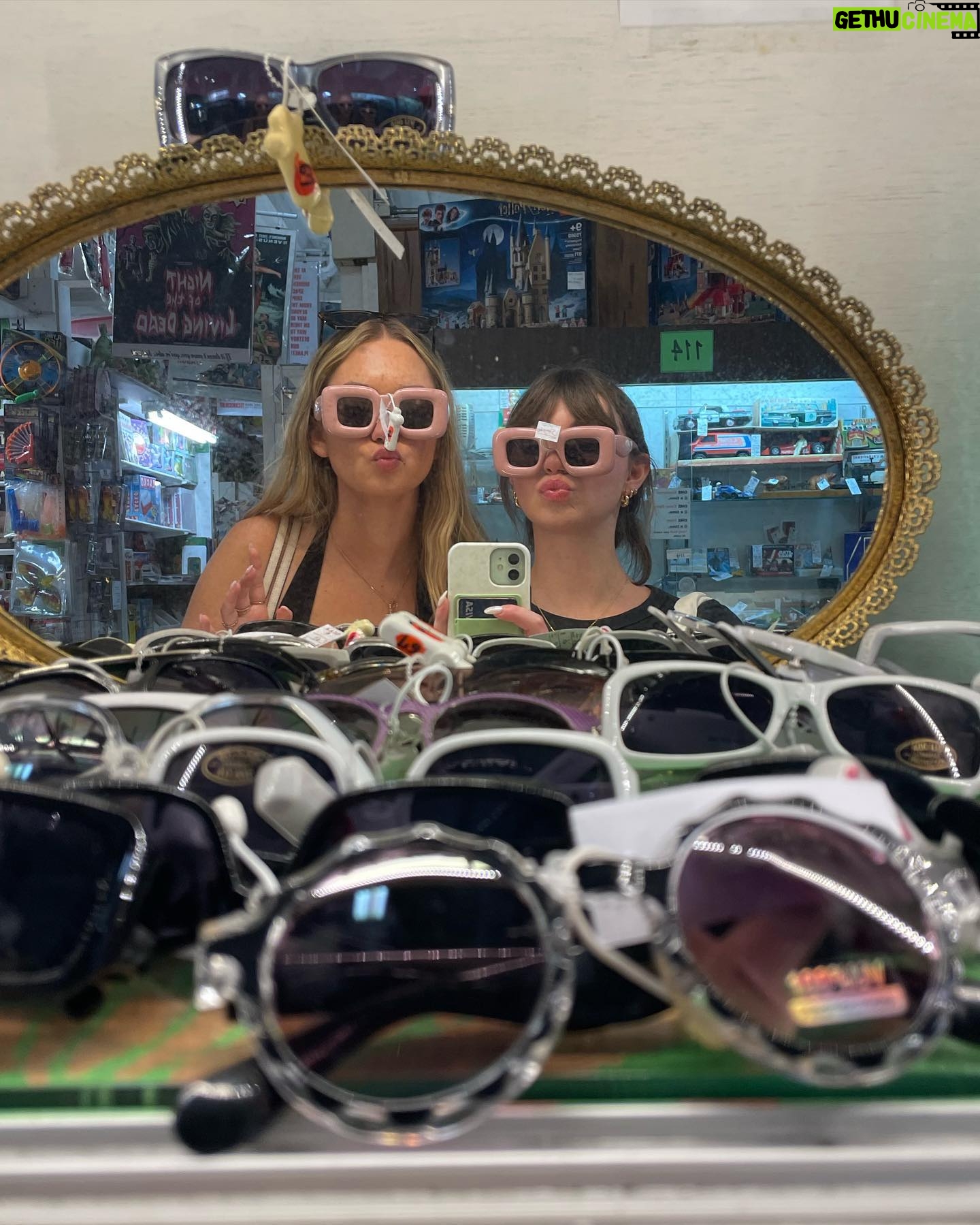 Lauren Lindsey Donzis Instagram - quick update 💝