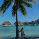 Lauren Lindsey Donzis Instagram - fully convinced im gonna see a mermaid here