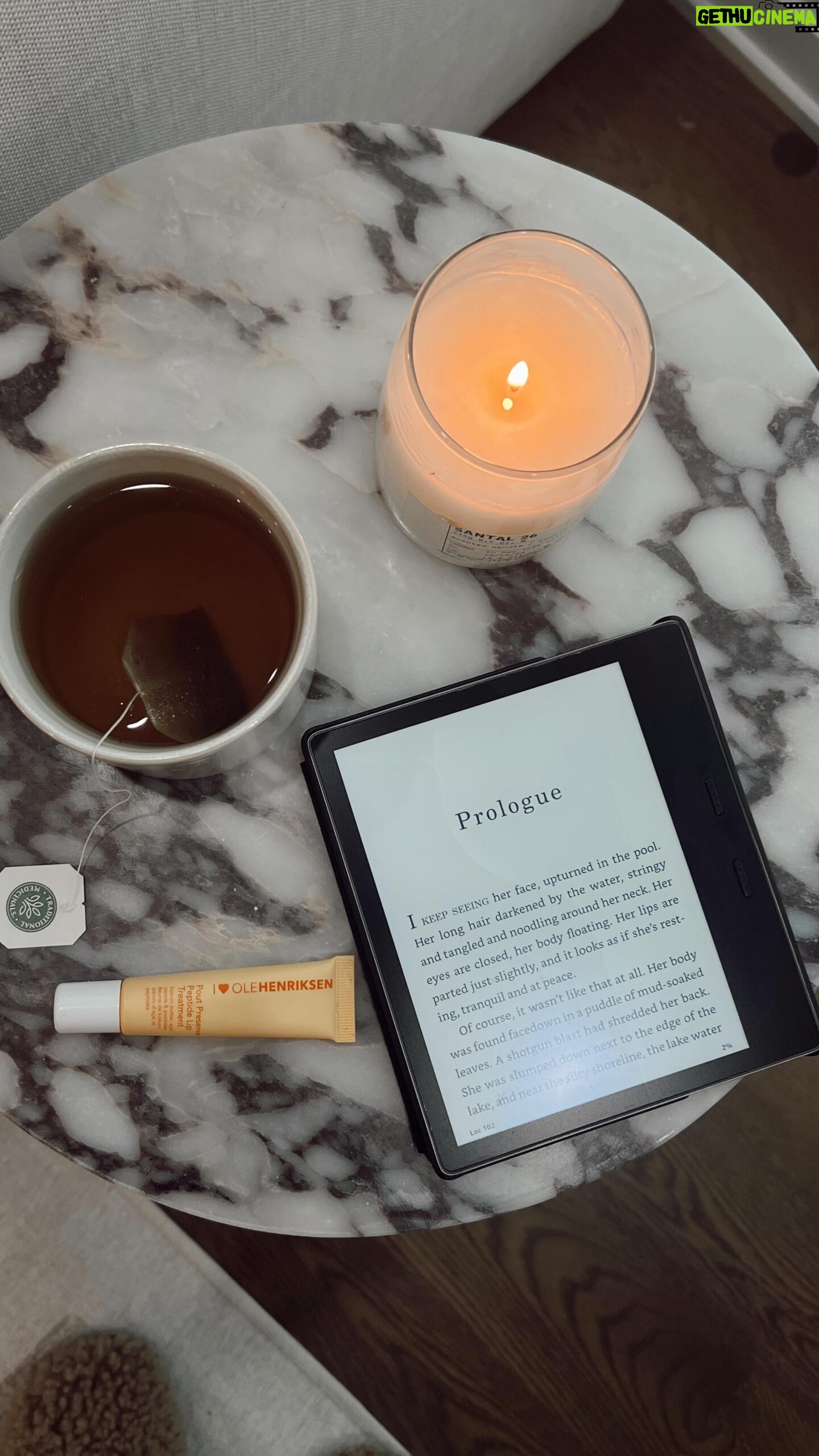 Lauren Luthringshausen Instagram - Dew a self-care level up with me and get professional grade results at home thanks to @olehenriksen new Dewtopia flash facial and Strength peptide moisturizer!✨ #olepartner #oleglow