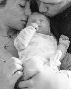 Lauren Luthringshausen Instagram - September 6th, 2023 Olive Kay was born 🫒💕 I couldn’t love two people more, we are in heaven 🙏🏼