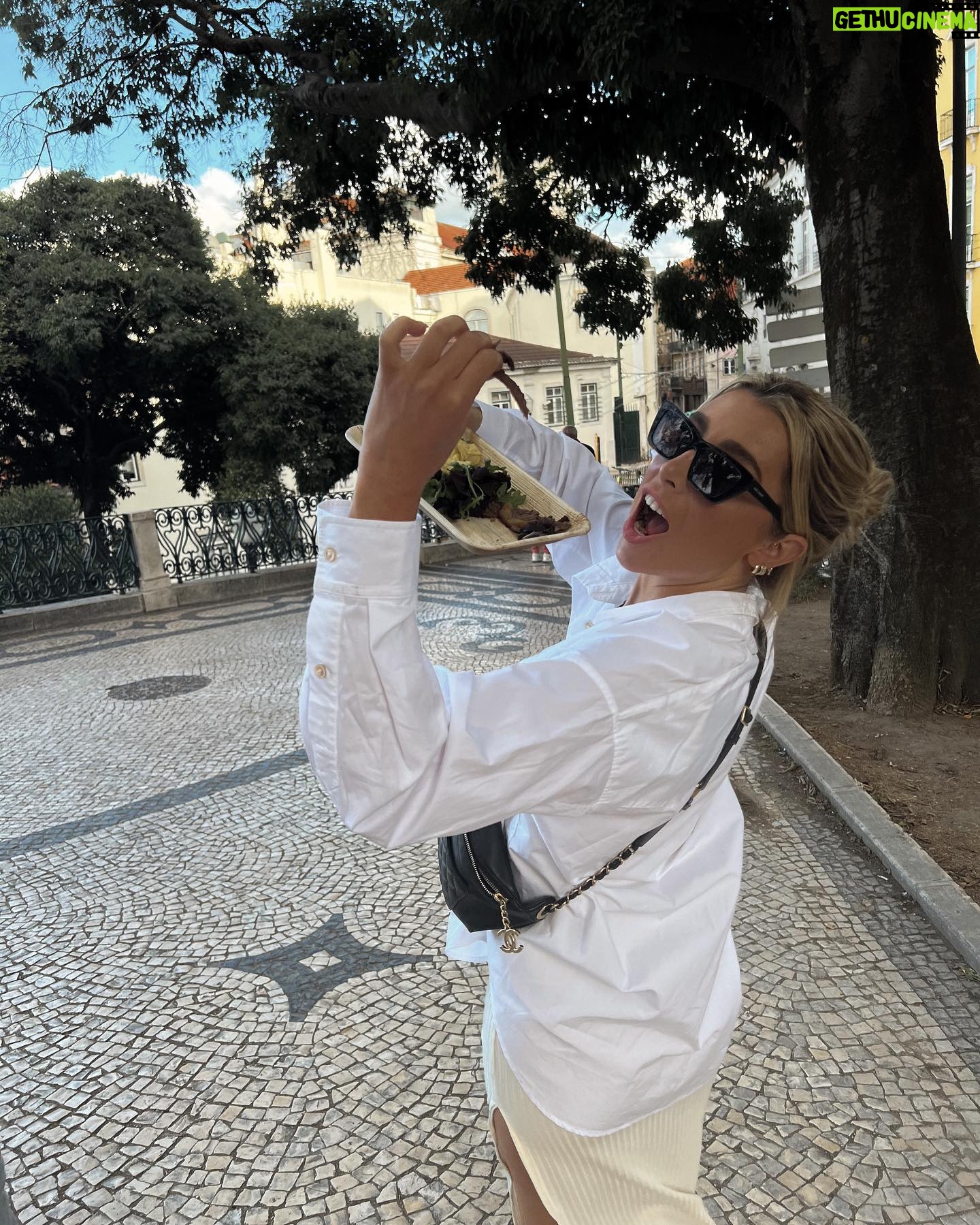 Lauren Luthringshausen Instagram - Portugal 🤌🏼