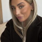 Lauren Luthringshausen Instagram - Quicker version of my Full makeup routine now live on my YouTube channel with all product links & colors so head over there! 😘🤍