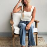 Lauren Luthringshausen Instagram - classic & me with @freepeople #FeelFreeinFP 🫶🏼