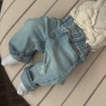 Lauren Luthringshausen Instagram - There aren’t enough diapers in the day but we can try 🤷🏼‍♀️💩 . . #sahm #drama #gossip #recap #mom