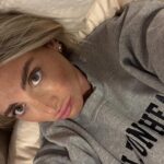 Lauren Luthringshausen Instagram - from nesting insomnia to just PTFO 🫡 34 weeks today! 😍🥹 #dailyvlog #pregnant #homedecor #nesting #siblings