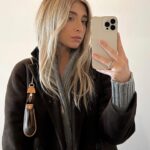 Lauren Luthringshausen Instagram - Walking fire hazard ❄️🔥