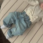 Lauren Luthringshausen Instagram - the girls wore jeans 🫢🤯🤍 #ootd #style #grwm