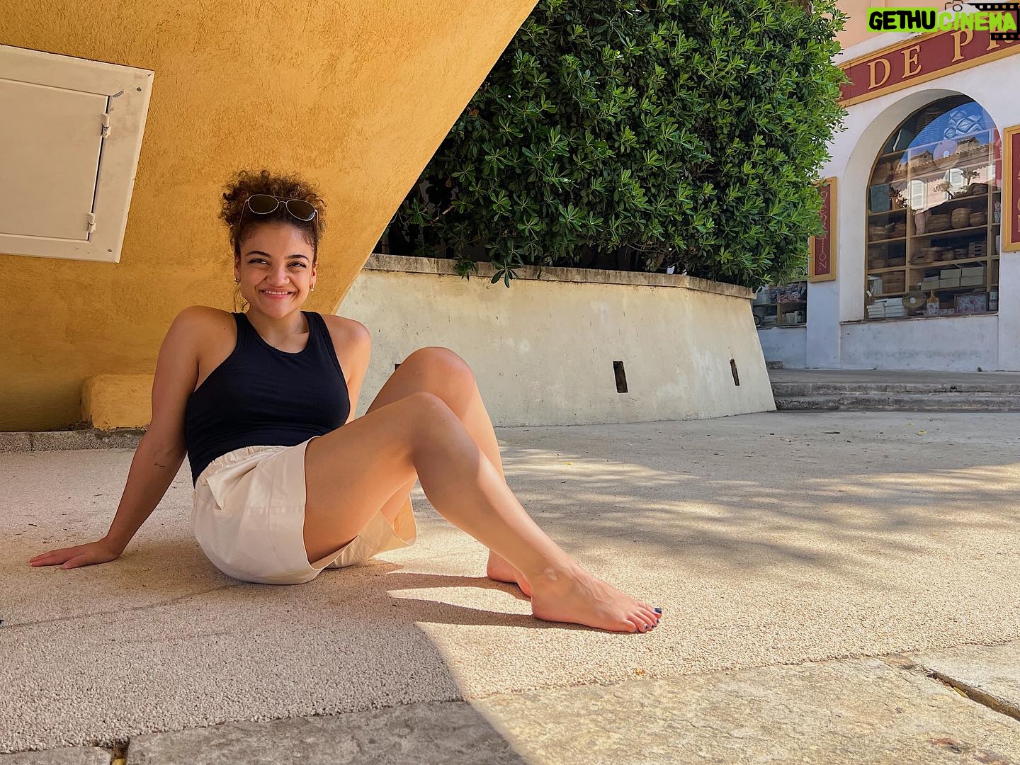 Laurie Hernandez Instagram - currently under a very small bridge and happy