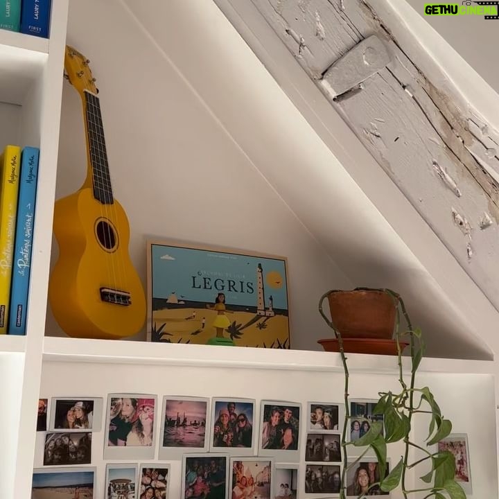Laury Thilleman Instagram - en attendant le printemps, patiemment 🌷