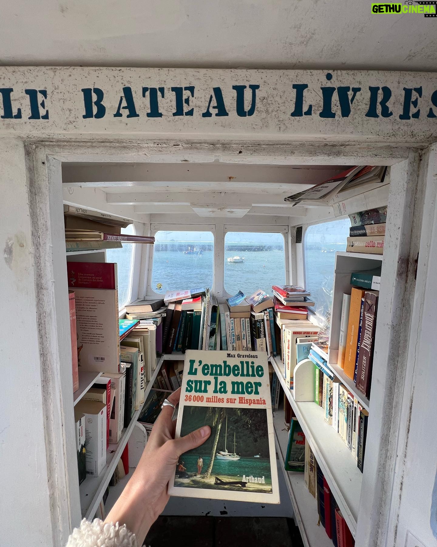 Laury Thilleman Instagram - A la conquรชte de la Cรดte Sauvage ๐๐๐โโ๏ธ๐๏ธ๐