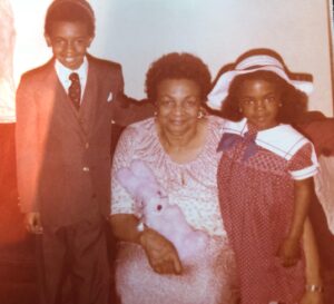 Lauryn Hill Instagram - My grandmother’s birthday was/is today. My grandparents had 13 children together. I’m extremely grateful to have come into the world through them. I love and cherish the wealth of memories I have of my grandmother and grandfather. Love IS wealth! 

♥️♥️♥️💐💐💐💎💎💎

#family #lovemyfamily #forevergrateful