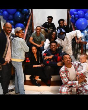 Lauryn Hill Instagram - Last week we laid my beloved Aunt Noreen to rest, or as we called her Aunt ‘Nawn’. I have wonderful memories of my aunt, she was beautiful, charismatic, stylish and kind. I remember her enormous record collection which I used to marvel at when we visited her old apartment. I truly LOVE this generation so much and already miss her. May God grant you precious rest Aunt Nawn, we will always LOVE YOU.