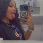 Lauryn McClain Instagram - weekly dump. literally. (7th slide)