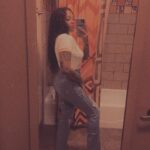 Lauryn McClain Instagram - DW Day 2 🦒🍑🤎