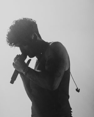 Lauv Instagram - this is my happy place.