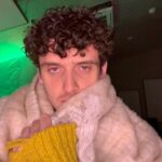 Lauv Instagram - Today I bought a watch and I felt bad cause I told myself I wouldn’t buy a watch for a year but WHATS A BOY SUPPOSED TO DO when it’s so pretty and he has trouble saying no? I feel like I was so thankful to be alive today and to buy Xmas gifts for ppl because I used to suck at that but ever since living w Aleks and rose I’ve lit up my life a bit and now I can see clearer. I REALLY love people and want to show them that. Maybe gifts aren’t a bad way? Idk I digress but I also saw an old friend and that was wild cause it’s been years and we left things in a weird place but now i feel like there may be a bigger pattern in my life coming of reconnecting with people that a past version of me felt hurt by but truly things are more nuanced than that. Im working on a beautiful song w johnny and andrea and she also played me another one that made me cry. Music changed my life, and it’s time I change music’s life again too.
