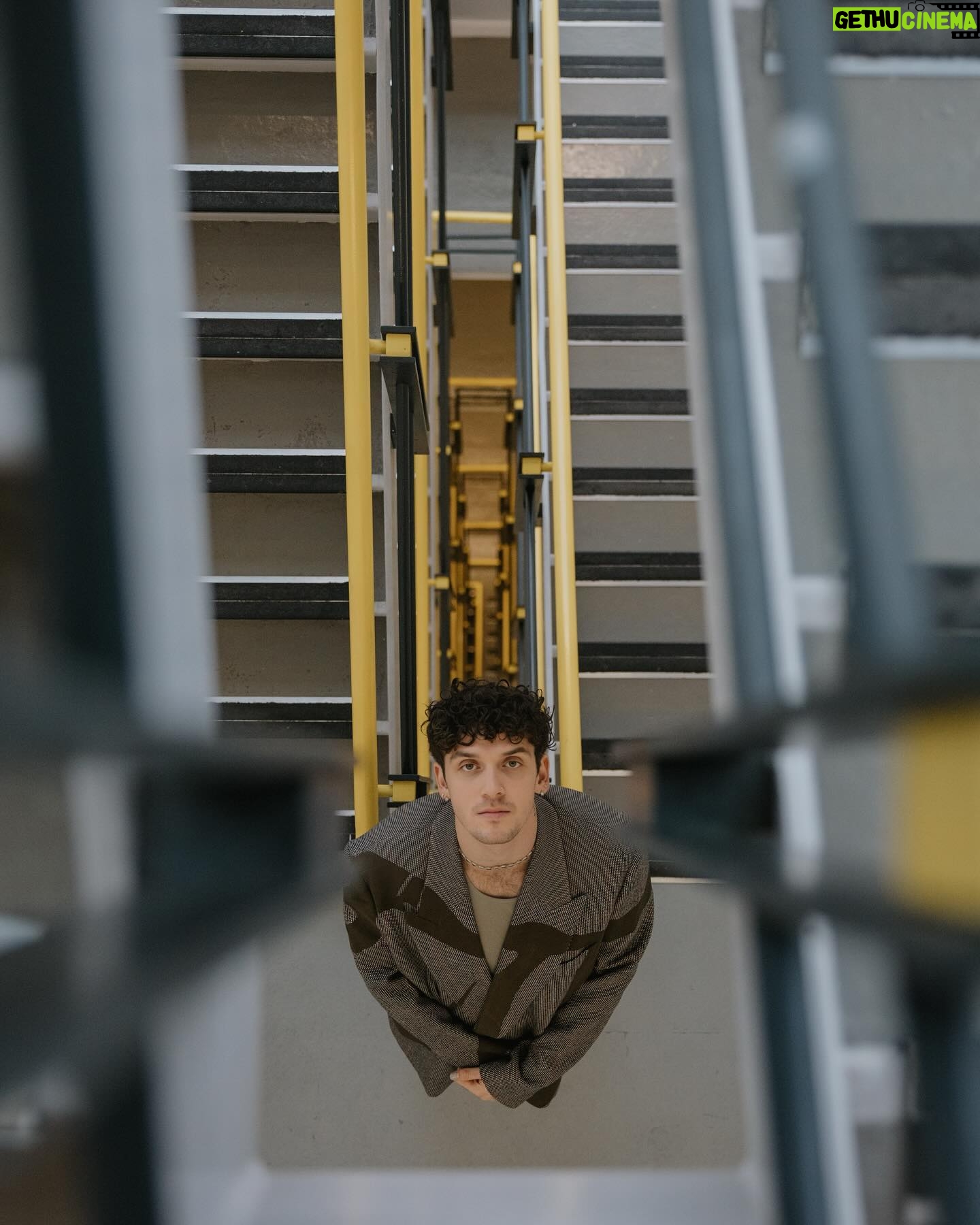 Lauv Instagram - And on that day, sitting across from Michael at lunch, I talked about a lot of stuff that had been on my mind that I had been afraid to share. Thanks for loving me delicately @guardian. Article out now.