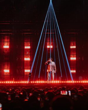 Lauv Instagram - There is no way I could describe tonight’s show. I spent my whole life tryna get here and it just keeps getting better. And that’s because of you guys. You are the reason I do this. I started because I loved music, but I stay because of YOU GUYS. I can’t even begin to describe how much this tour is saving my life, it’s motivating me to stay sober, it’s making happier than ever (hey ari stans hereeee)…and…I just want to do everything I can to show you how much I appreciate you for literally forever. Sorry I just got distracted and looked away, but what I’m saying is…I’m nothing without you guys and I will never ever forget that. You…YOU….YOU!!!!!! x 
I could literally talk forever…about this…you are…something…sorry I got distracted again by stu (love u stu)…but anyways…you are my whole fucking heart and…haha I’m not even rolling on molly…I’m just genuinely so in love rn. You you YOU!!!!! I just read this back and it makes no sense but I hope it does somehow cause my love makes so much sense to me now. You are my life.