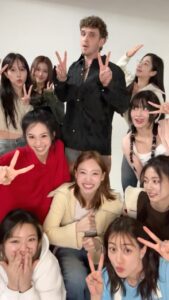Lauv Instagram - me n my gurl group @twicetagram