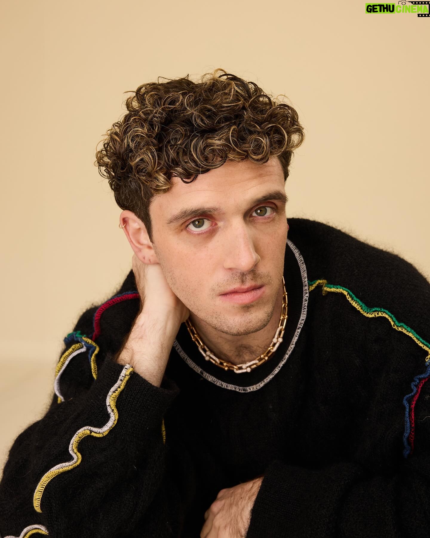 Lauv Instagram - how are we feeling about potential??? okay so i wanted to do this for a long time but also have held back, but NO MORE!!! i feel distant from you guys. i feel like i haven’t always done the best job of being totally transparent with you, and while i appreciate what i have shared, some of it has still been behind “branding” and such. i just wanted to get on here and say, i care about our relationship so much and want us to be closer than ever. i have a fear of doing the wrong thing, i still haven’t adjusted from being a kid in college to being “lauv”, and i feel like i’ve constantly tried to keep up over the years, but in that, haven’t felt the chance to really connect with myself and figure out who i am. that being said, i finally have started to do that, and it feels amazing. that’s what this whole next chapter is about. getting close to myself. and i can’t wait to share it with y’all. but i guess i wanted to say, im sorry if its messy for now. i’m doing my best to live authentically and to also share that in real time, as i may or may not make mistakes, strides, etc. that being said, i think that should be an okay thing, because who in the world said people are supposed to be perfect?? certainly not me…anyways, if you’re feeling like you’re having trouble knowing who you are, or embracing yourself, id say, don’t be so afraid to fail. it’s okay. you got this and the world needs your truth. sometimes it takes some trial and error to get there. but ultimately, it’s okay, because you learn to trust yourself along the way. and NOTHING, i repeat, NOTHING is more important than trusting yourself. i love you so dearly and just hope you’re having a wonderful day, wherever you are. 🩵
