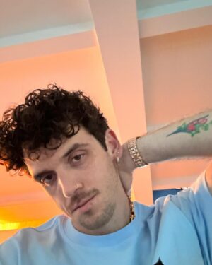 Lauv Instagram - 2 SONGIES I WROTE N PRODUCED MYSELF (NO THANKS TO THE MASSIVE ENERGY DRINK I CHUGGED) THE OTHER DAY AND NOW LOOK THEY’RE KINDA YOURS NOW CAUSE I POSTED THEM ON IG x