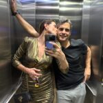Lavínia Vlasak Instagram – Mirror selfies…❤️💄 #goldendress