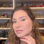 Lavínia Vlasak Instagram - Use a maquiagem para realçar a sua beleza e não para esconder quem você realmente é. #BoaTerça 🥰💄