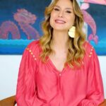 Lavínia Vlasak Instagram - Acredite! Exercite o seu bom humor e você verá belas mudanças ao seu redor. 😉❤️ #Boasemana 🕊️