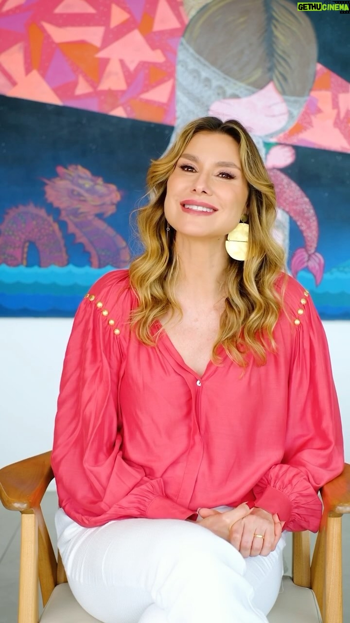 Lavínia Vlasak Instagram - Acredite! Exercite o seu bom humor e você verá belas mudanças ao seu redor. 😉❤️ #Boasemana 🕊️
